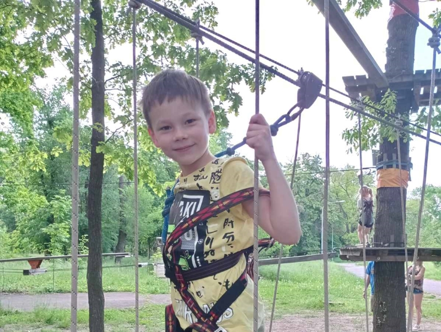 Можливо, саме ти — його генетичний близнюк і шанс на життя?!