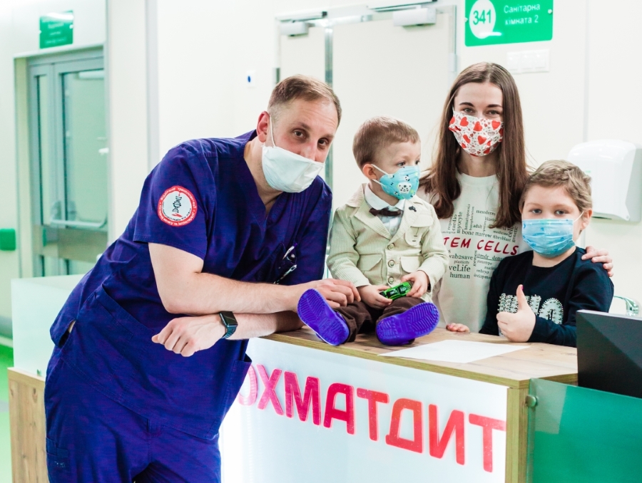 UBMDR - День Святого Миколая — це про очікування дива.